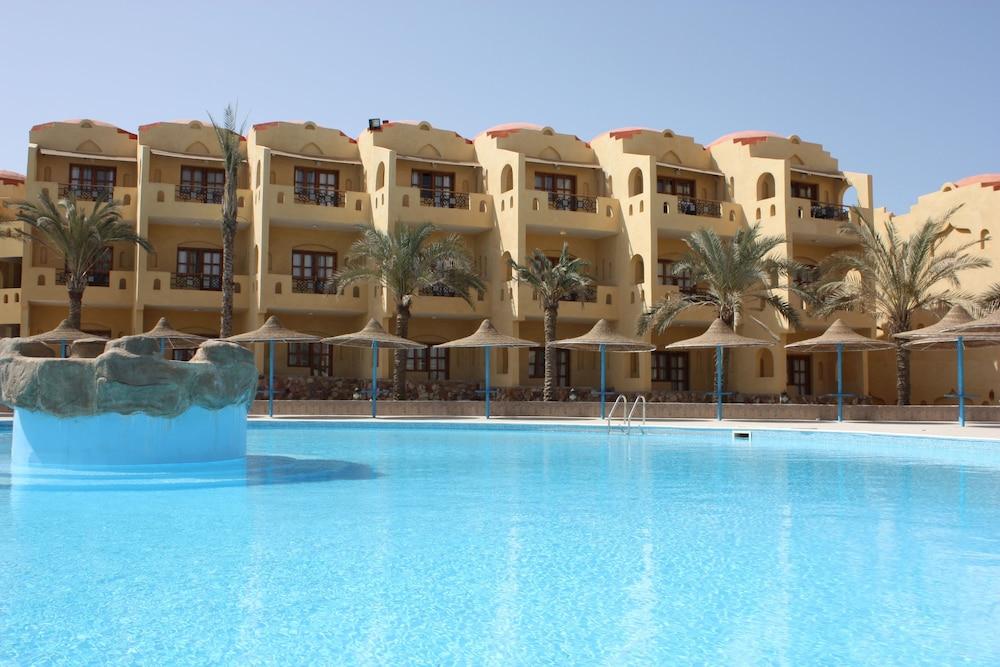 Bliss Marina Beach Resort Marsa Alam Exteriör bild